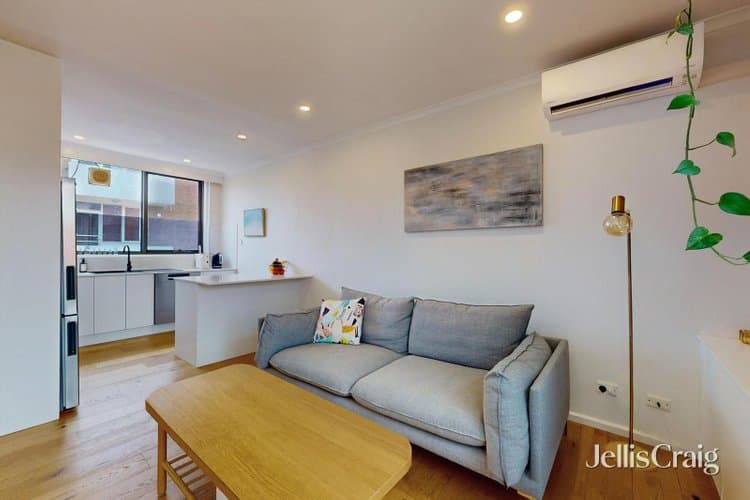 8/3 Browning Street, Elwood, Elwood - Image 1