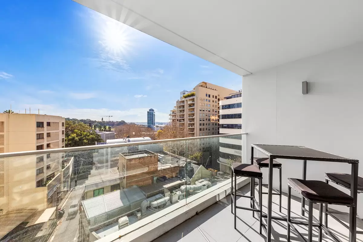 18/60-70 William Street, Woolloomooloo - Image 1