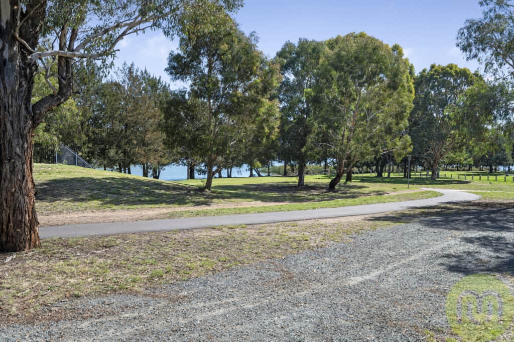 2/3 Charles Place, Gordon - Image 1