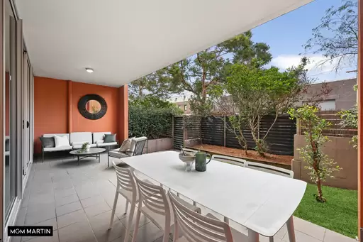284/5 Queen Street, Rosebery - Image 1