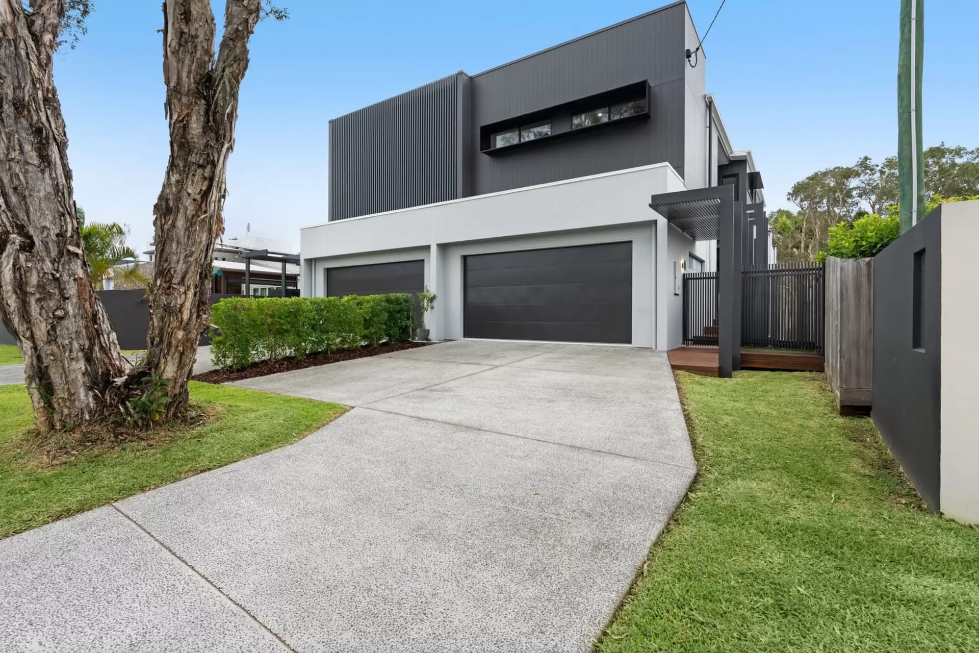 Mudjimba, Mudjimba - Image 1