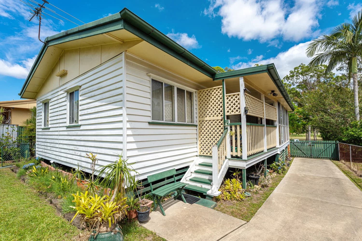 77 Gordon Street Brighton QLD 4017, Brighton - Image 1