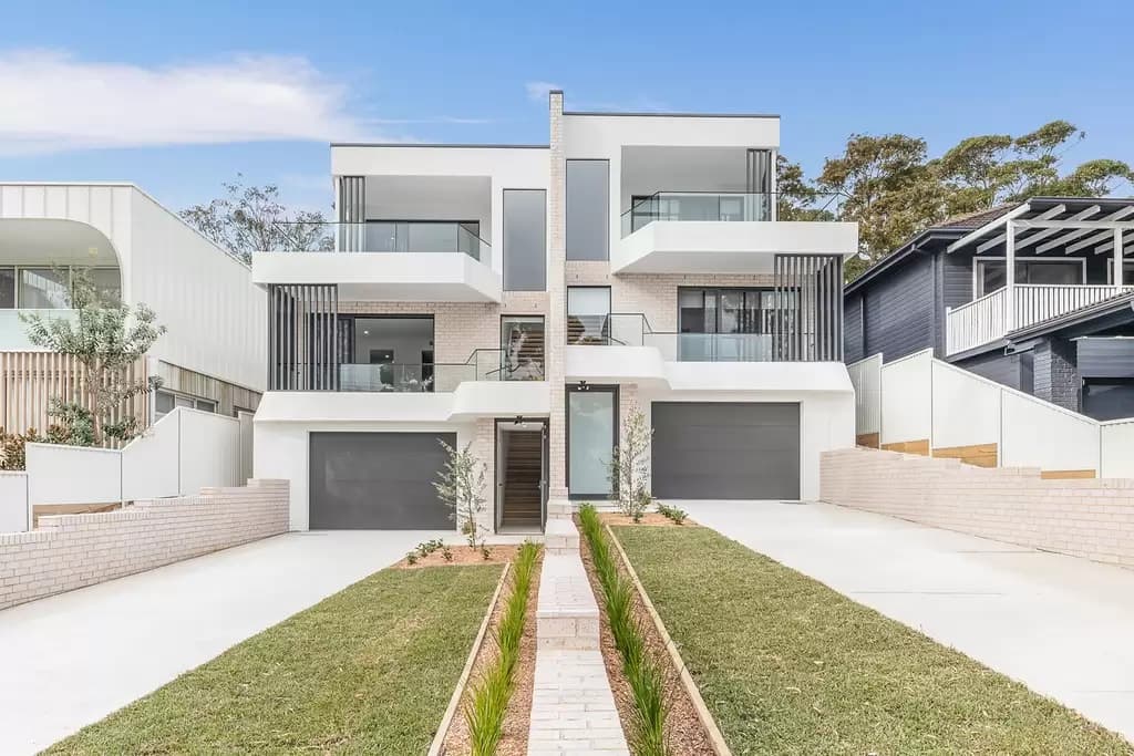 8B Yowie Avenue, Caringbah South, Caringbah South - Image 1