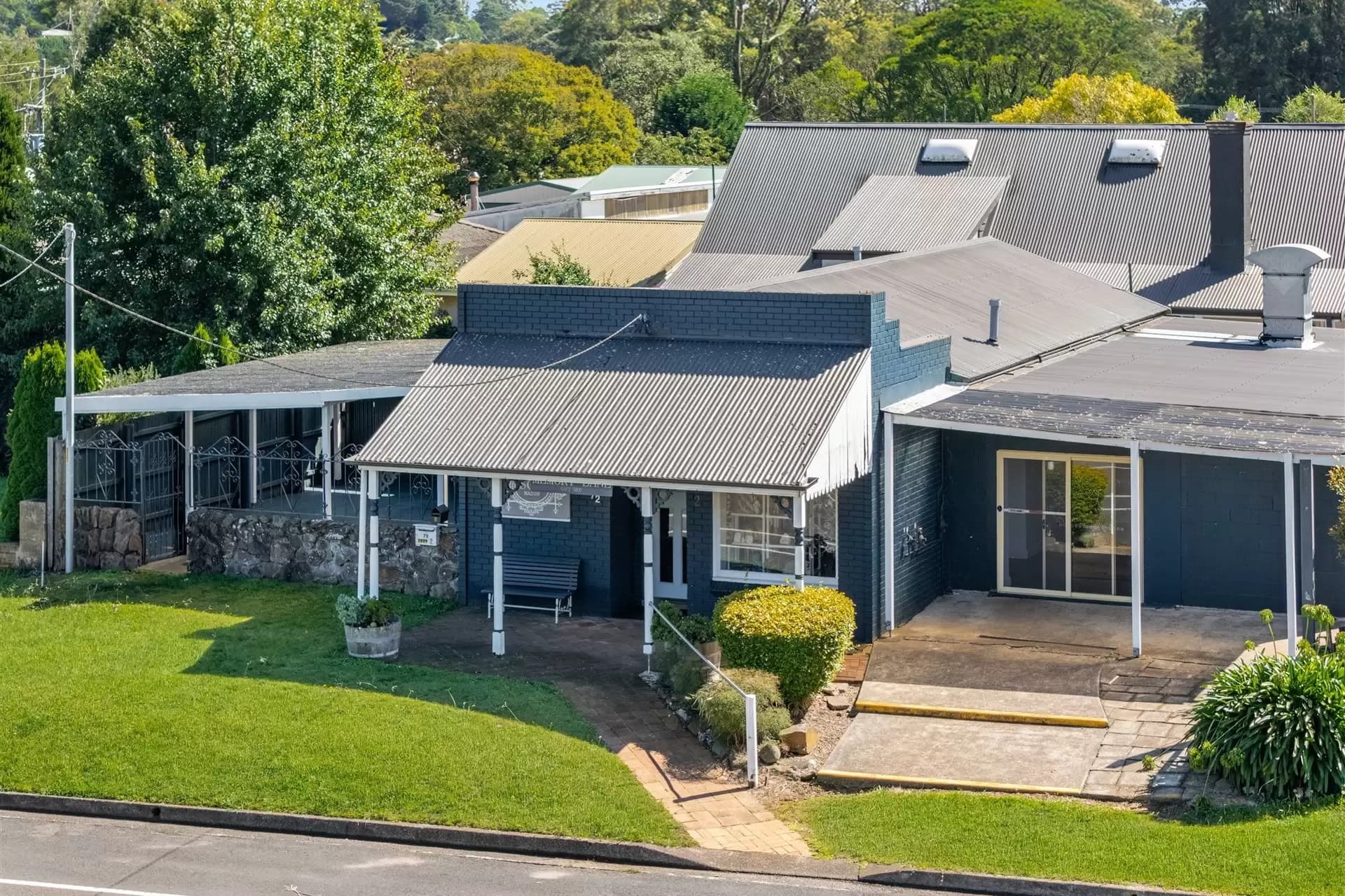72 Hoddle Street, Robertson, Robertson - Image 1