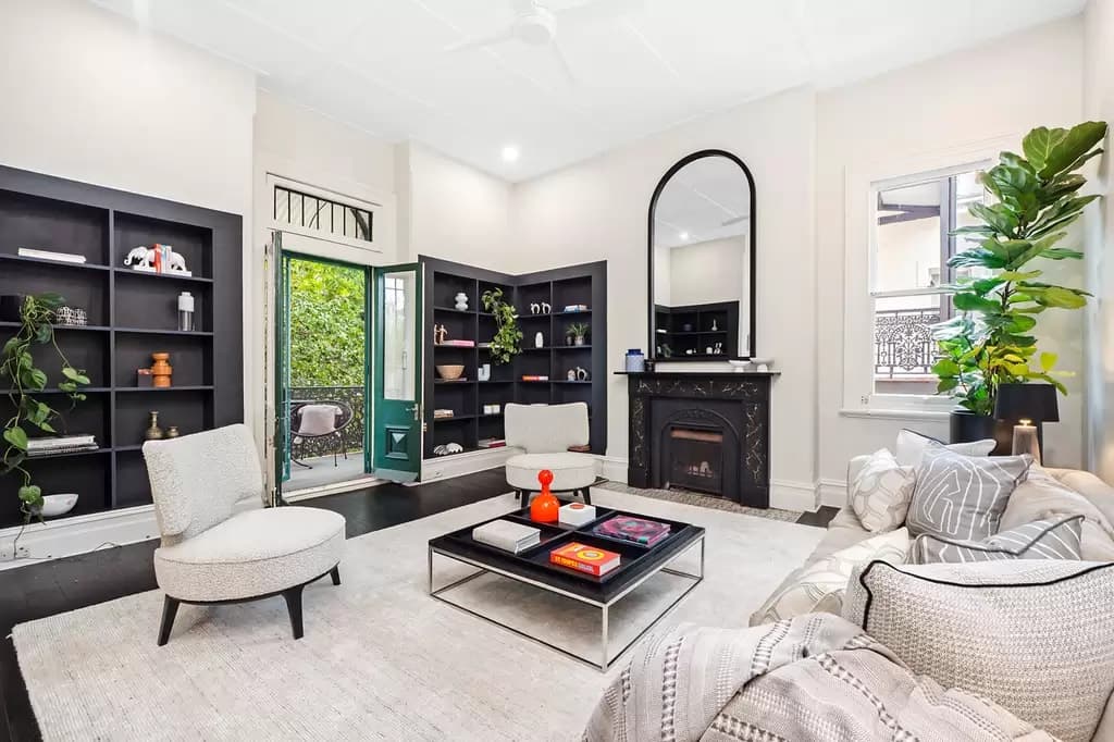 1/74 Wallaroy Road, Woollahra, Woollahra - Image 1