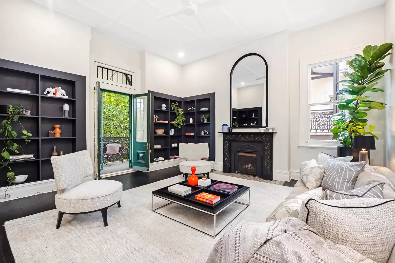1/74 Wallaroy Road, Woollahra, Woollahra - Image 1