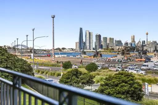 C15/1 Buchanan Street, Balmain - Image 1