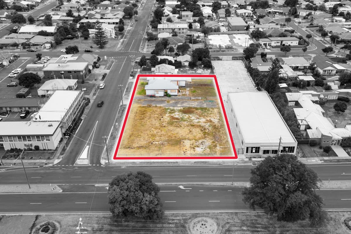 251 Princes Drive & 6 & 8 Hopetoun Avenue, Morwell VIC 3840, Morwell - Image 1