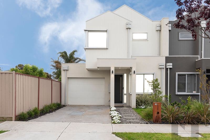 38 Carlyle Street, Maidstone - Image 1