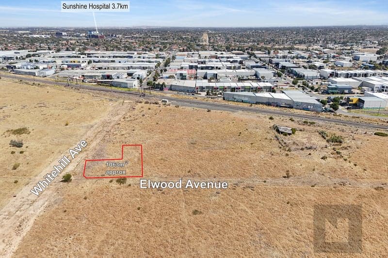 35 Elwood Avenue, Sunshine North - Image 1