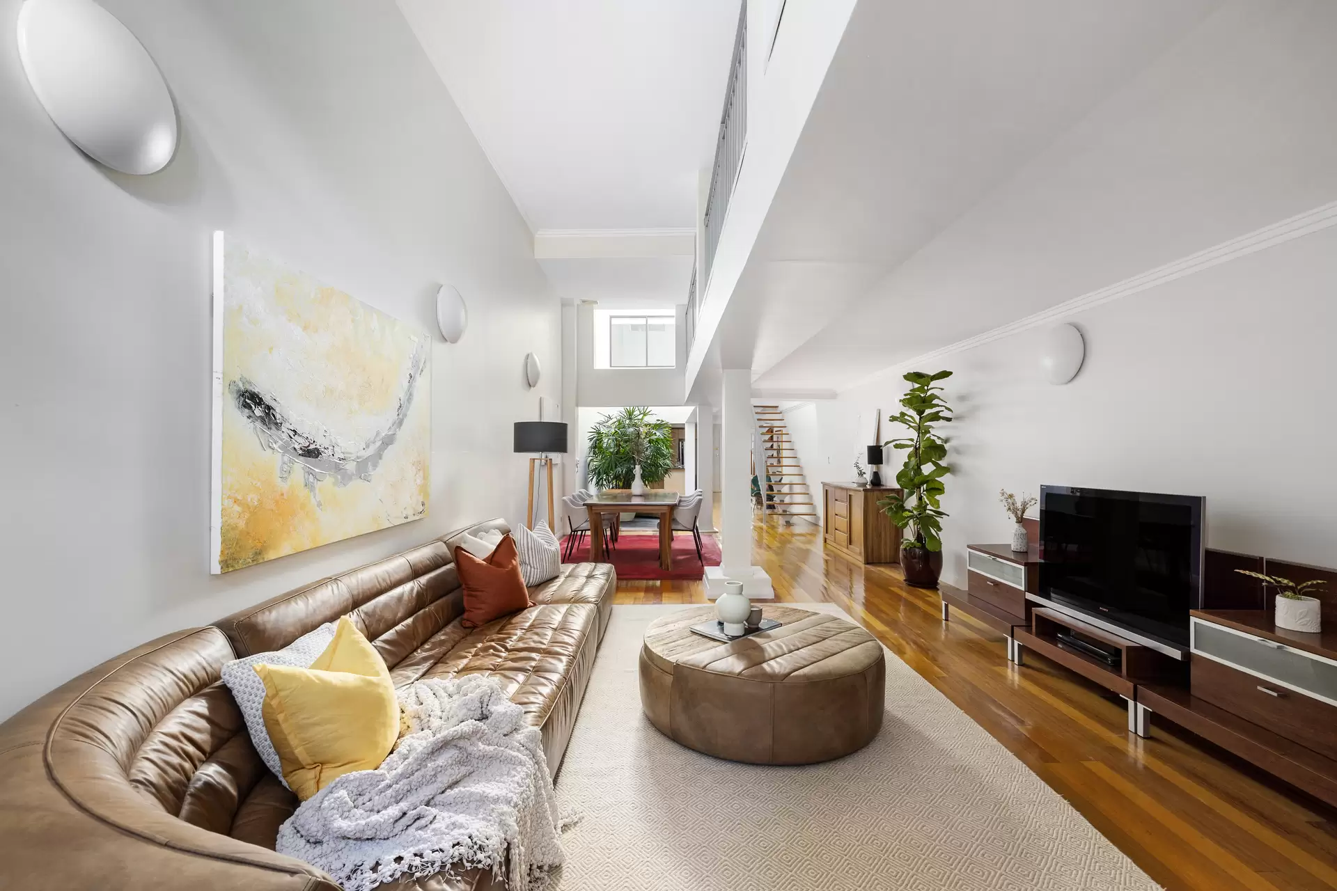 55 Queen Street, Beaconsfield - Image 1