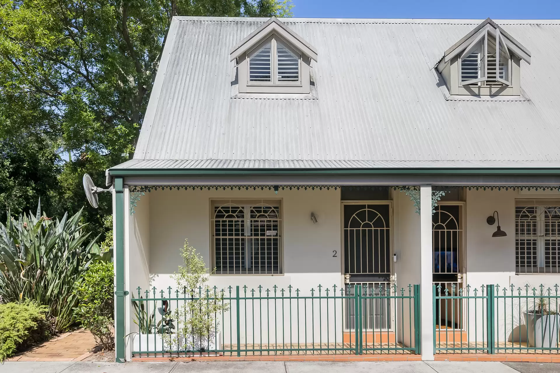 2 Smiths Lane, Erskineville - Image 1