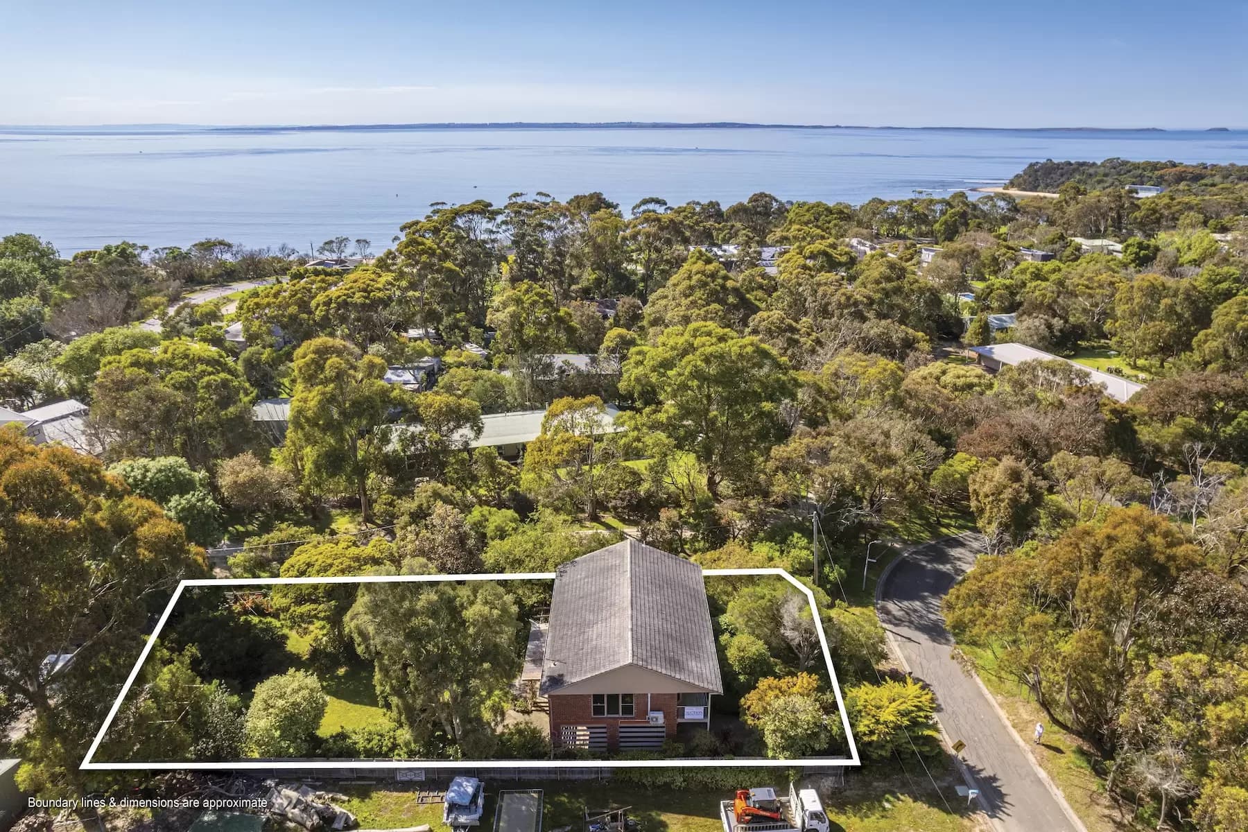 11 Murray Drive, Point Leo, Point Leo - Image 1