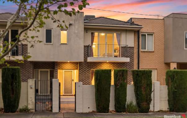2/27 Oxford Street, Box Hill, VIC, Box Hill - Image 1