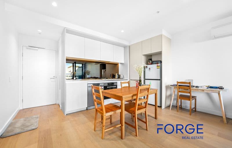 1412 / 628 Flinders Street, Docklands, Docklands - Image 1