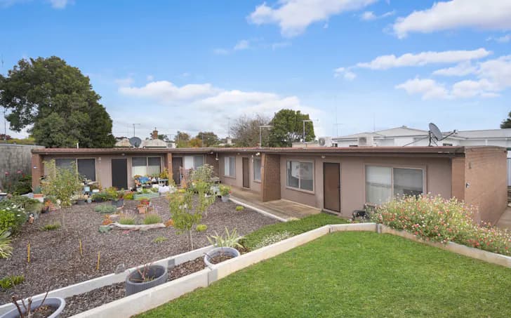 1-4/10 Tennyson Street, Hamilton, VIC, 3300, Hamilton - Image 1