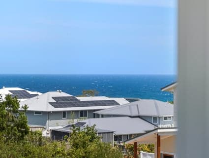 36 Sunnyspot Boulevard, Catherine Hill Bay - Image 1