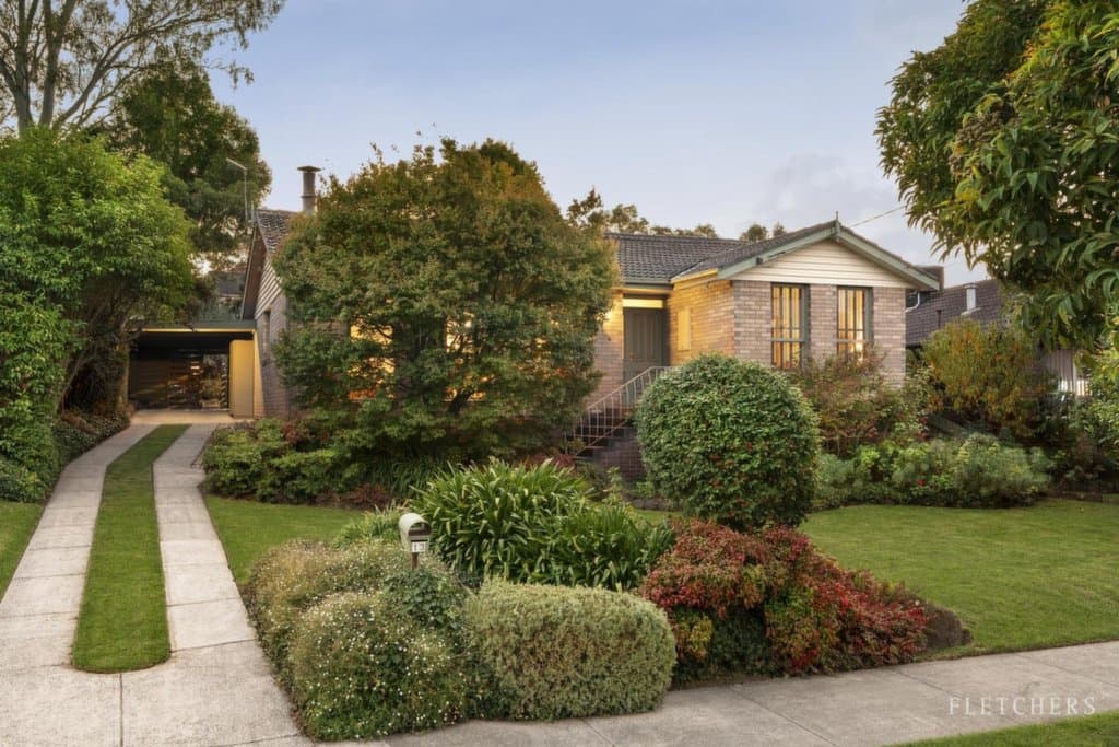 13 Heysham Way, Templestowe - Image 1