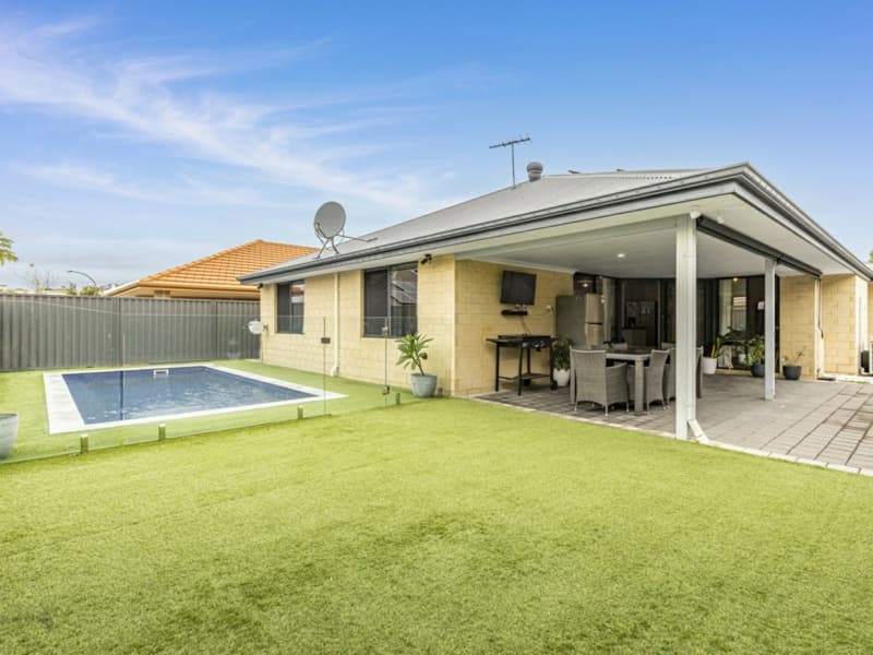 18 Zappeion Entrance, Landsdale, Landsdale - Image 1