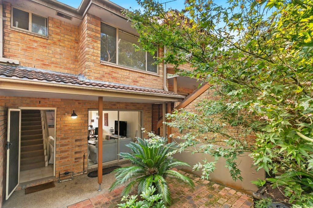 12/102-104 Crimea Road, Marsfield - Image 1