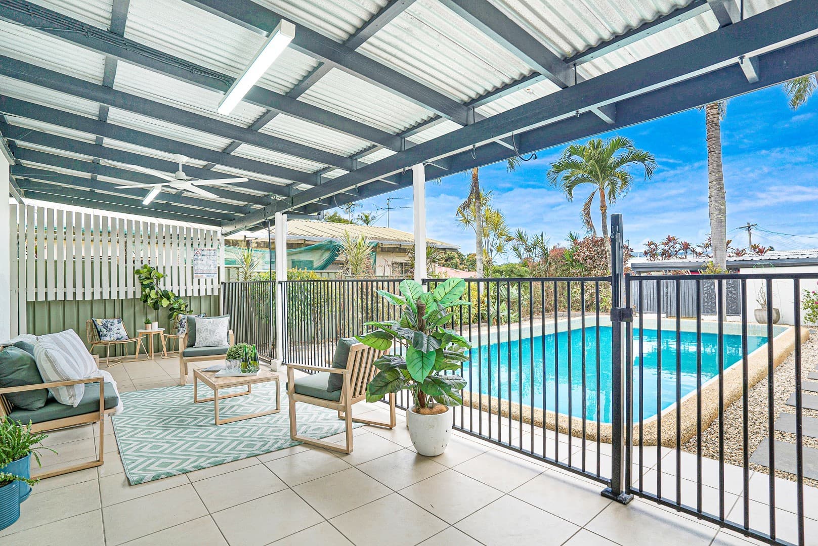 10 Flamenco Close, Bayview Heights, Bayview Heights - Image 1