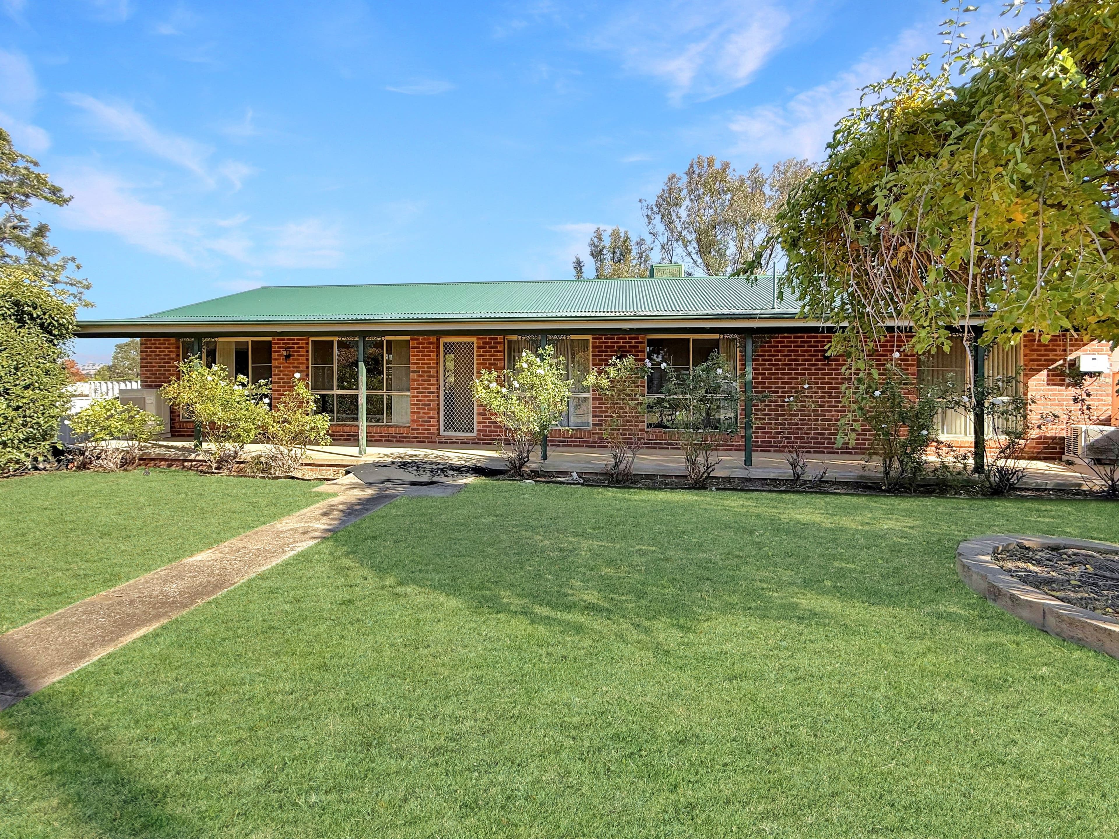 25 Derby Street, Harden NSW 2587, Harden - Image 1