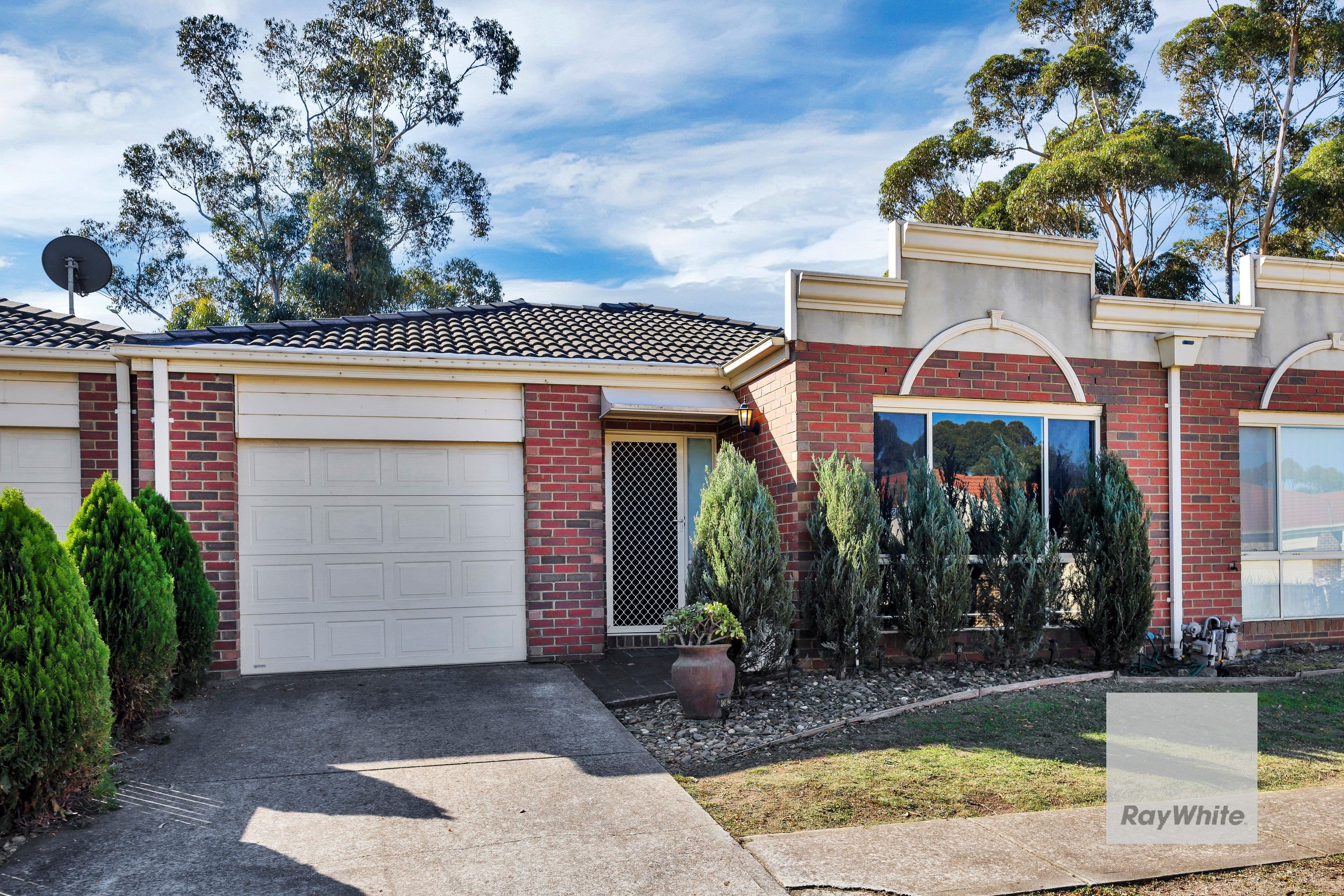 4 Sarkis Mews, Hillside VIC 3037, Hillside - Image 1