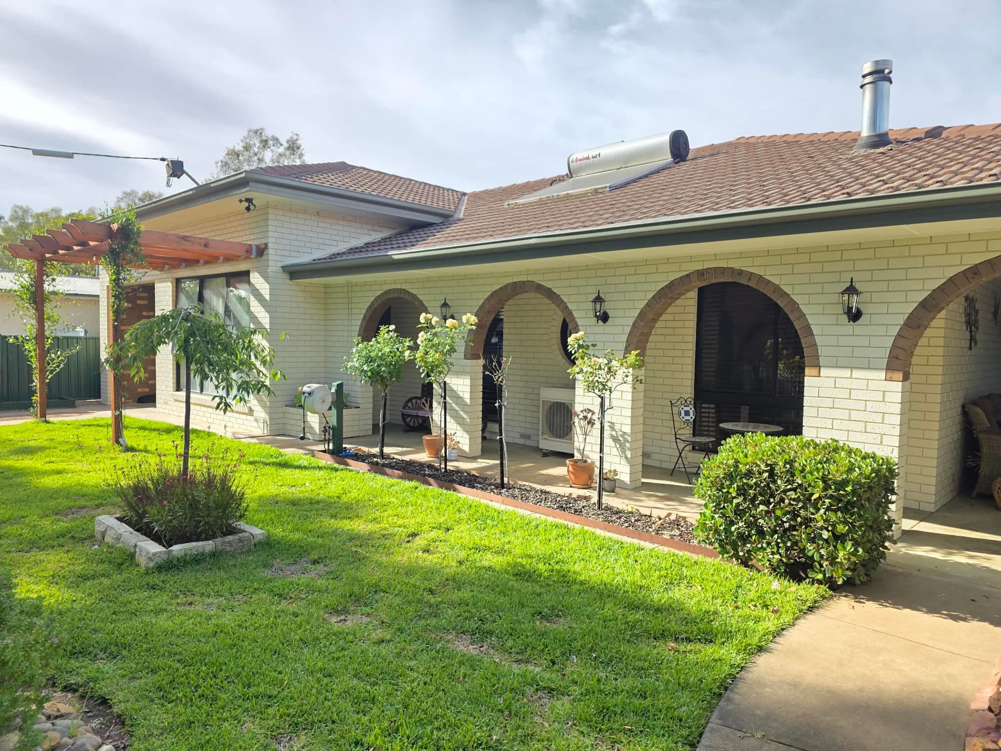 42 Cardwell Street, Elmore VIC 3558, Elmore - Image 1