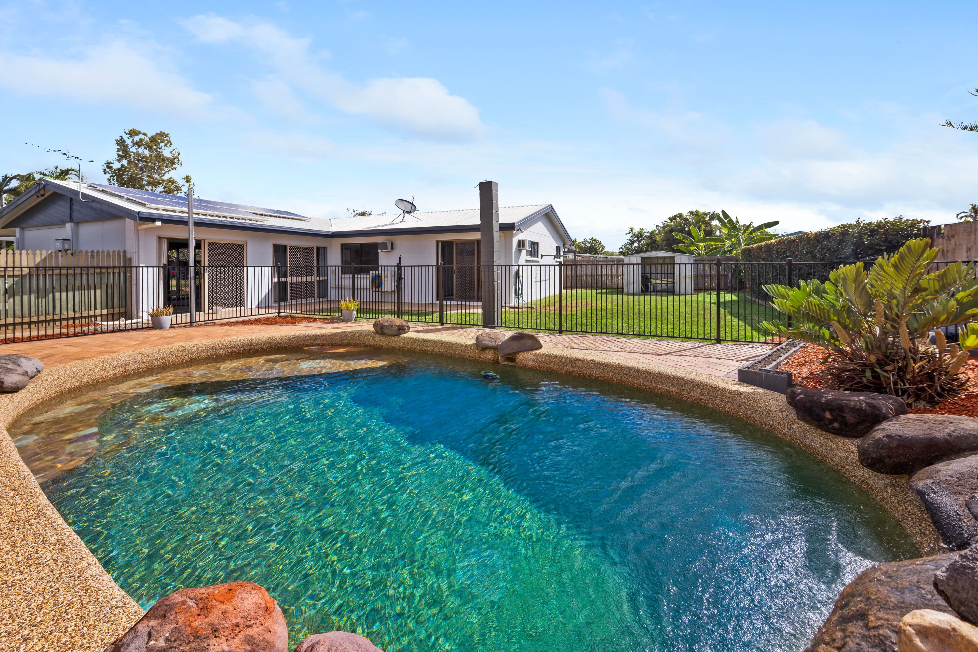12 Rebecca Court, Rasmussen QLD 4815, Rasmussen - Image 1