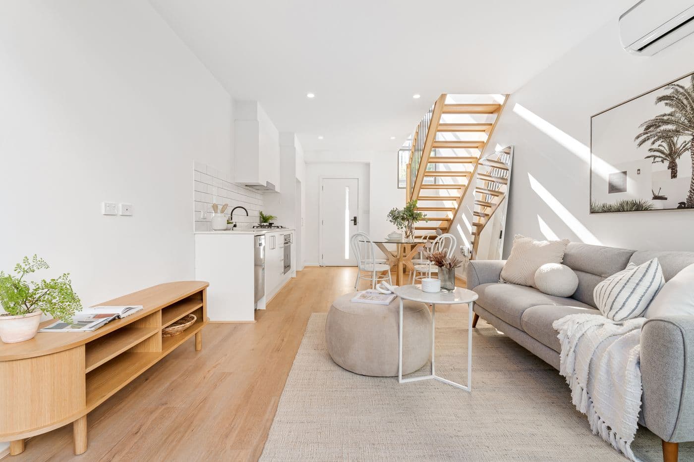 4/10 Durbar Avenue, Kirrawee - Image 1