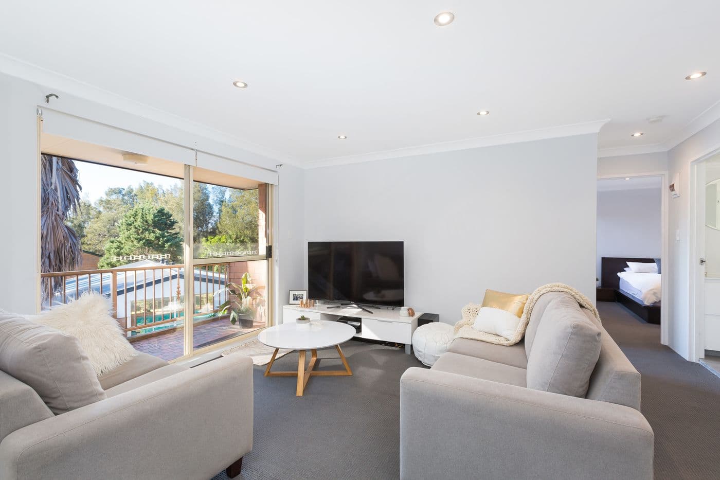 11/3 Ramu Close, Sylvania Waters - Image 1