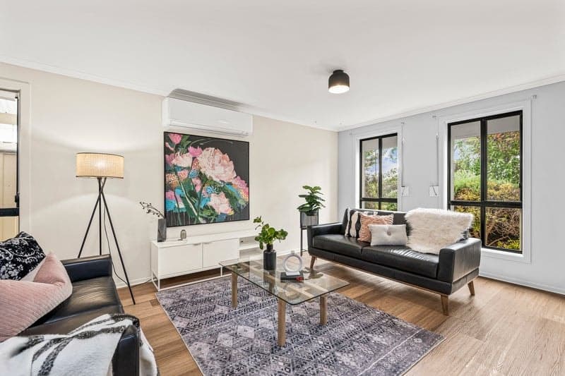 10 Perry Road, Huntfield Heights - Image 1