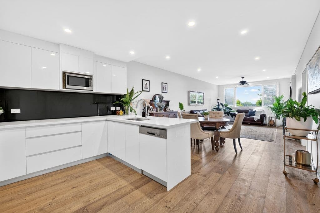 5/65 Scenic Highway, Terrigal - Image 1