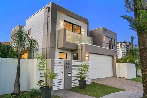 Burleigh Heads, Burleigh Heads - Image 1