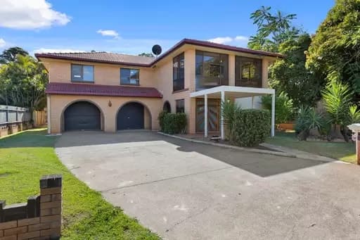 Wellington Point, Wellington Point - Image 1