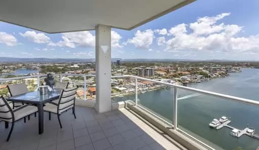 Surfers Paradise, Surfers Paradise - Image 1