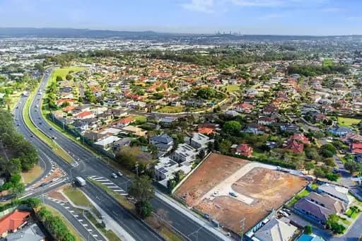 Sunnybank Hills, Sunnybank Hills - Image 1