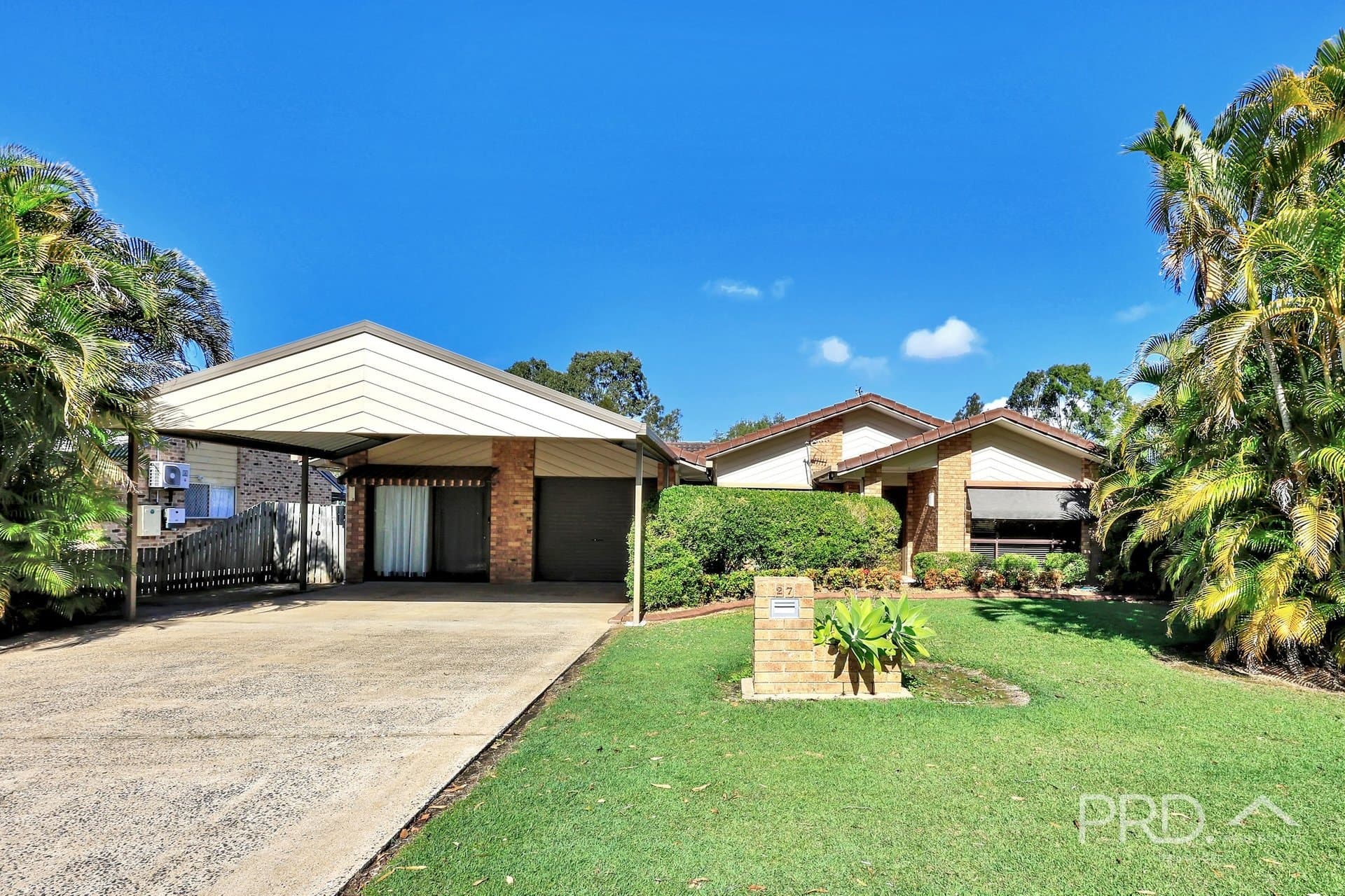 27 Honeysuckle Avenue, KAWUNGAN QLD 4655, Kawungan - Image 1