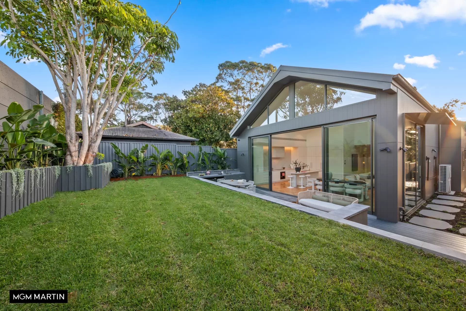 98 Vernon Avenue, Eastlakes - Image 1
