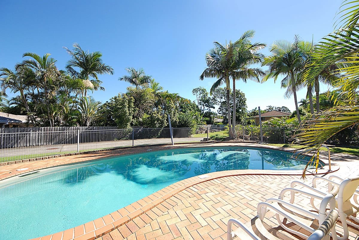4/12 Landau Court, Miami, Miami - Image 1