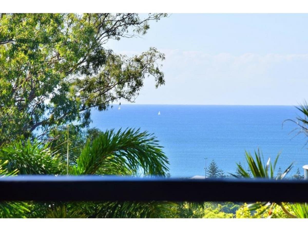 9 Vantage Point Drive, BURLEIGH HEADS, Burleigh Heads - Image 1