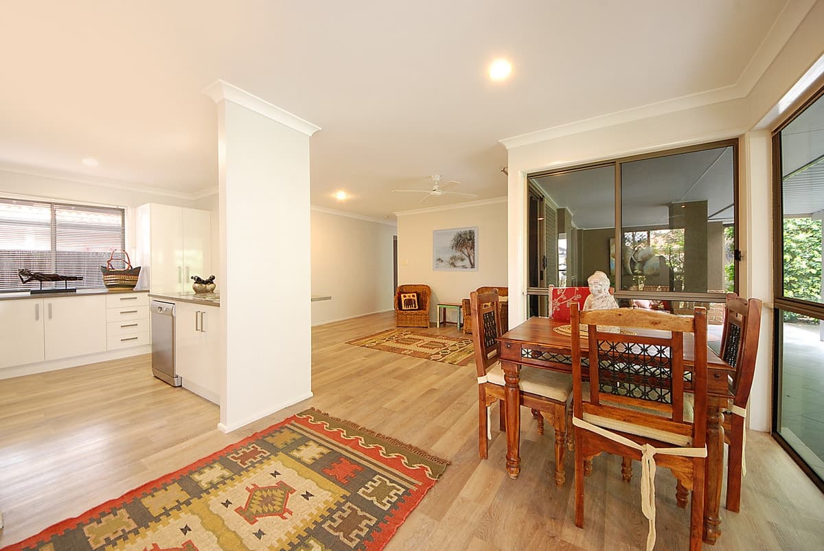 9 Rainbird Close, Burleigh Waters, Burleigh Waters - Image 1