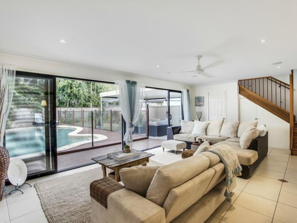 4 Seahawk Crescent, BURLEIGH WATERS, Burleigh Waters - Image 1