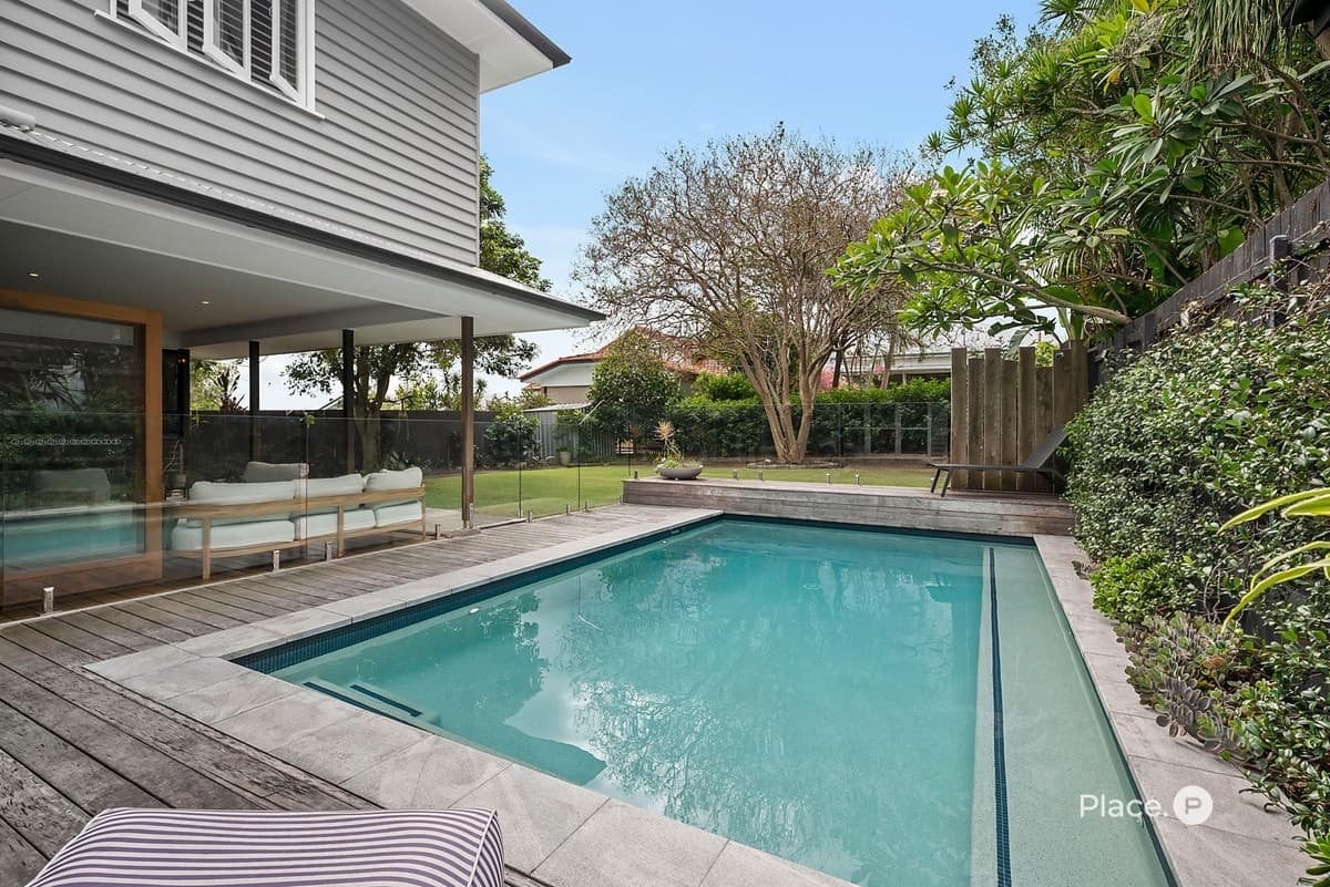 50 Henderson Street, Camp Hill - Image 1