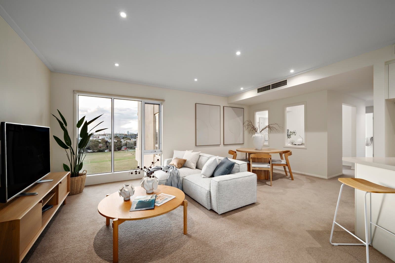 57/3 Seisman Place, Port Melbourne - Image 1