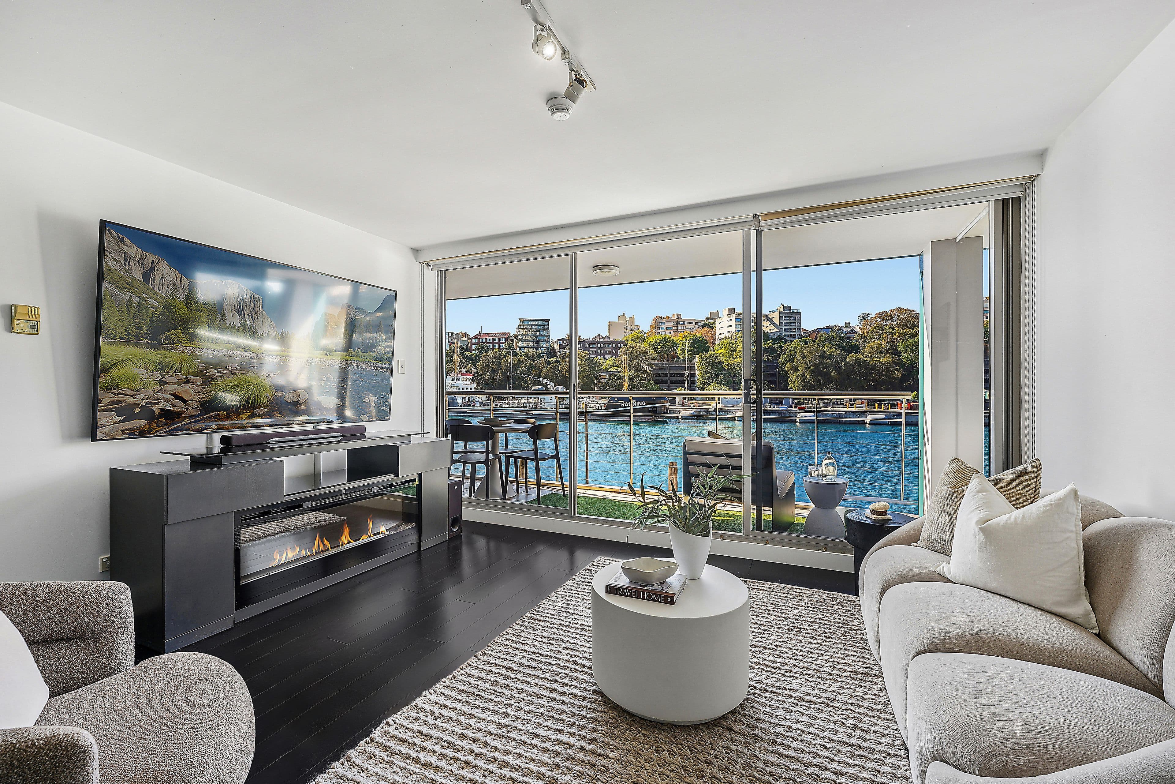 239/6E Cowper Wharf Roadway, Woolloomooloo NSW 2011, Woolloomooloo - Image 1
