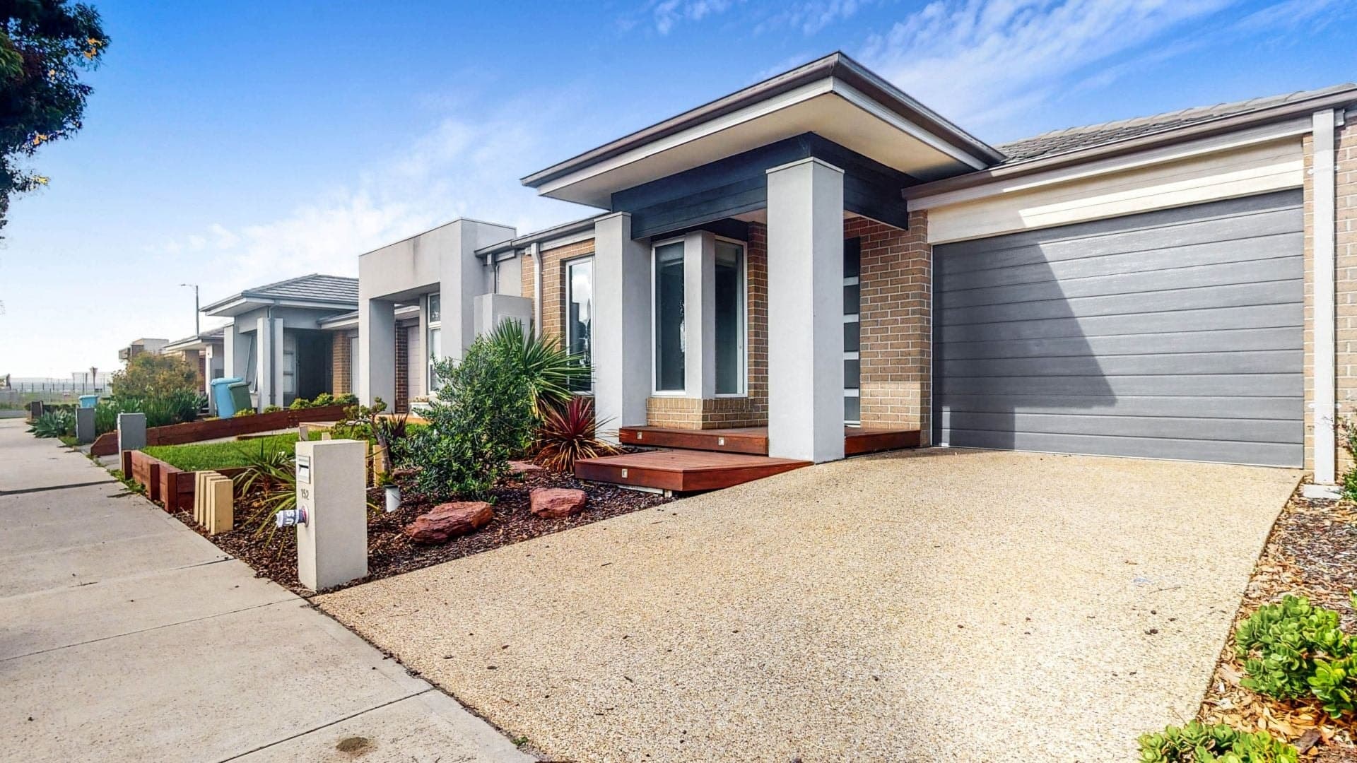 152 Lineham Drive, Cranbourne East VIC, Cranbourne East - Image 1