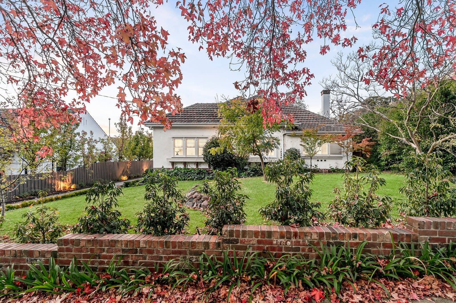 17 Chatfield Avenue, Deepdene - Image 1