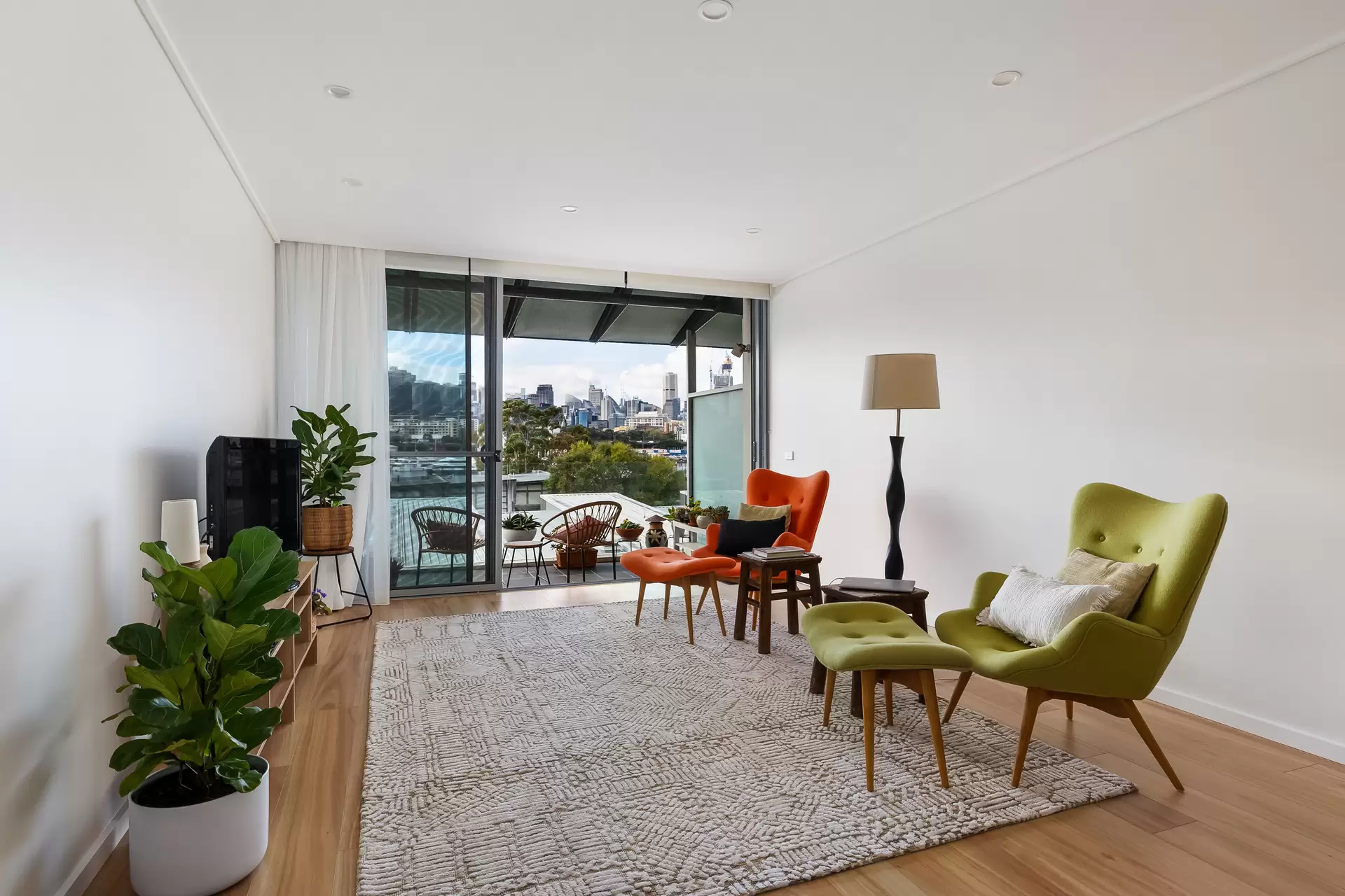 325/14 Griffin Place, Glebe - Image 1