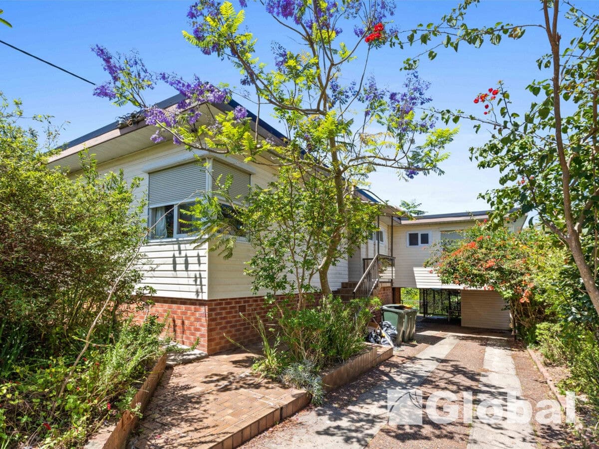10 Mills Street, Warners Bay, Warners Bay - Image 1